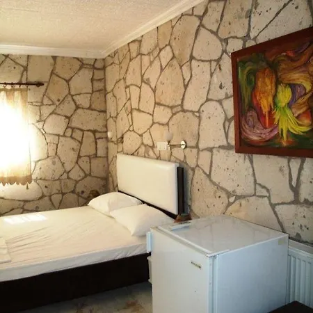 Nuans Мини-отель 3*