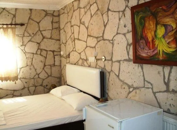 Nuans Мини-отель 3*