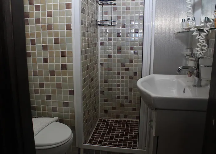 宾馆 Nuans 阿拉恰特